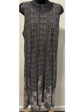 Perceptions New York Womens Size 12 Black Sleeveless Pleated Textured